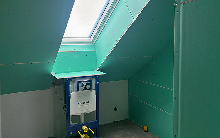 Panelový dům po revitalizaci a zateplení